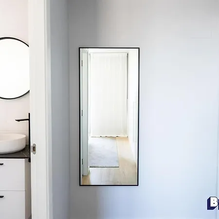 Prime Penthouse Location By Better Bookings Apartment