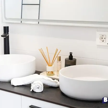 Prime Penthouse Location By Better Bookings 아파트 마르베야